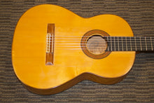 Load image into Gallery viewer, Felix Manzanero Flamenco Guitar 1966