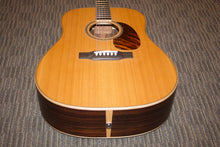 Load image into Gallery viewer, Larrivee D-40 Rosewood (2014)