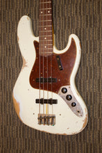 Load image into Gallery viewer, Fender Custom Shop B1 "1961" Jazz Bass Heavry Relic (2022)
