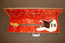 Load image into Gallery viewer, Fender Custom Shop B1 "1961" Jazz Bass Heavry Relic (2022)