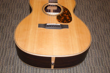 Load image into Gallery viewer, Larrivee OM-03 Rosewood Recording Series - Shop Demo!