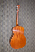 Load image into Gallery viewer, Gallagher Bluegrass Bell - Grand Auditorium Size Guitar - New