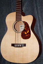 Load image into Gallery viewer, Martin BC-16GTE Acoustric-Eectric Bass (2011)