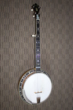 Load image into Gallery viewer, Stelling Red Fox Banjo No. 3789 (c. 1990s)