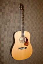 Load image into Gallery viewer, Larrivee D-40 Rosewood (2014)