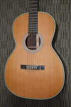 Load image into Gallery viewer, Martin Custom Shop 000-12 Cedar/Rosewood