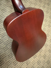 Load image into Gallery viewer, Guild M-20 Acoustic Guitar - Natural