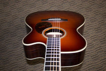 Load image into Gallery viewer, Santa Cruz OM Custom - beautiful!!