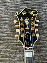 Load image into Gallery viewer, Gibson F5 Custom Mandolin 1964