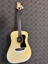 Load image into Gallery viewer, Guild D-25 White finish C. 1989