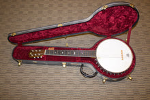 Load image into Gallery viewer, Vega Style M six-string Guitar-Banjo (c.1922) .