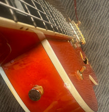 Load image into Gallery viewer, Gretsch 6120W Nashville Model Guitar