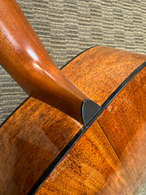 Load image into Gallery viewer, Martin D-18 Ambertone