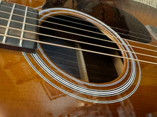 Load image into Gallery viewer, Martin 000-28 Ambertone 2022