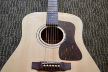 Load image into Gallery viewer, Guild USA D-40 "Traditional" Guitar - NEW Nice!