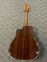 Load image into Gallery viewer, Gibson Songwriter Deluxe CE Acoustic Guitar 2004