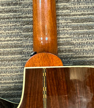 Load image into Gallery viewer, Gibson Songwriter Deluxe CE Acoustic Guitar 2004