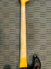 Load image into Gallery viewer, Fender custom shop 1960 Journey man jazz bass