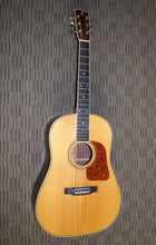 Load image into Gallery viewer, Gallagher G-70M (1979) - Slope Shoulder 12-Fret