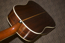 Load image into Gallery viewer, Gallagher G-70M (1979) - Slope Shoulder 12-Fret