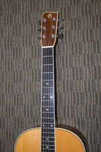 Load image into Gallery viewer, Gallagher G-70M (1979) - Slope Shoulder 12-Fret