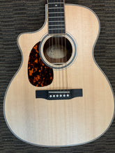 Load image into Gallery viewer, Larrivee OMV-40E Left handed