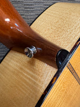 Load image into Gallery viewer, Martin J-65M c. 1990 Acoustic guitar