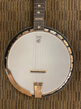 Load image into Gallery viewer, Deering "Boston" Resonater Banjo (2021) Mint!