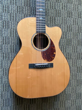 Load image into Gallery viewer, Huss & Dalton OM-C Custom New!