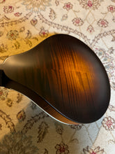 Load image into Gallery viewer, Collings MT Mandolin (Brand New)