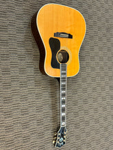 Load image into Gallery viewer, Guild D-55NT 1982 Acoustic Guitar