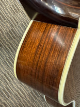 Load image into Gallery viewer, Guild D-55NT 1982 Acoustic Guitar