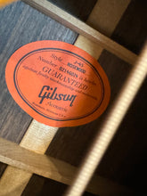 Load image into Gallery viewer, Gibson J-45 Natural C. 2006