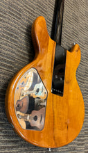 Load image into Gallery viewer, 1978 Travis Bean TB1000A Artist