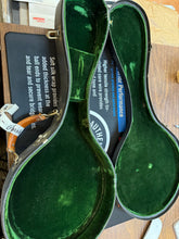 Load image into Gallery viewer, Gibson Style A snakehead Mandolin 1923 Lloyd Loar era Serial No. 73304