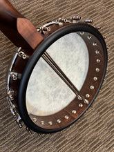 Load image into Gallery viewer, Deering/Vega Old Tyme Wonder Banjo w/ Grand 12" rim with Hardshell case