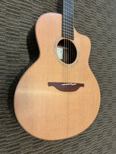 Load image into Gallery viewer, Lowden guitars (Richard Thompson model)