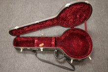 Load image into Gallery viewer, Richelieu "Lyte Ladie" Tenor Banjo c. 2005 - Jakes Main Street Music