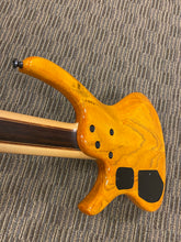 Load image into Gallery viewer, Roscoe Century Signature 5 string.
