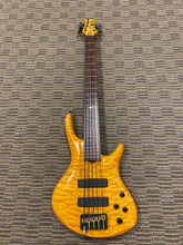Load image into Gallery viewer, Roscoe Century Signature 5 string.