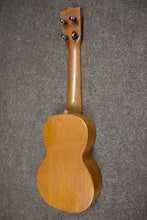 Load image into Gallery viewer, Martin Style "O" Ukulele c. 1926