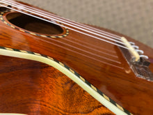 Load image into Gallery viewer, Mainland Tenor Gloss Ukulele "used"