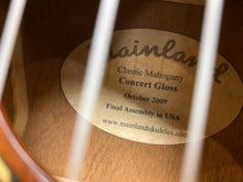 Load image into Gallery viewer, Mainland Concert Gloss Ukulele "Used"