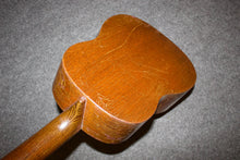 Load image into Gallery viewer, Favilla B-1 Baritone Ukelele c. 1956