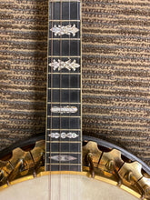 Load image into Gallery viewer, Vegaphone Artist 1924 SN. 68612 Tenor Banjo