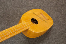 Load image into Gallery viewer, Duke Kahakamoku "Pineapple" Ukulele c. 1940s