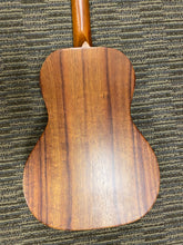 Load image into Gallery viewer, Kamaka Baritone Koa Uke c. 1975