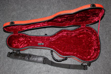 Load image into Gallery viewer, Regal Tiple Distributed by Lyle of Madison Wisconsin c. 1930