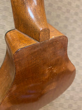 Load image into Gallery viewer, Roy Smeck Vita Uke c. 1930