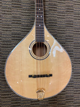 Load image into Gallery viewer, Gold Tone OM-800 Octave Mandolin "New"